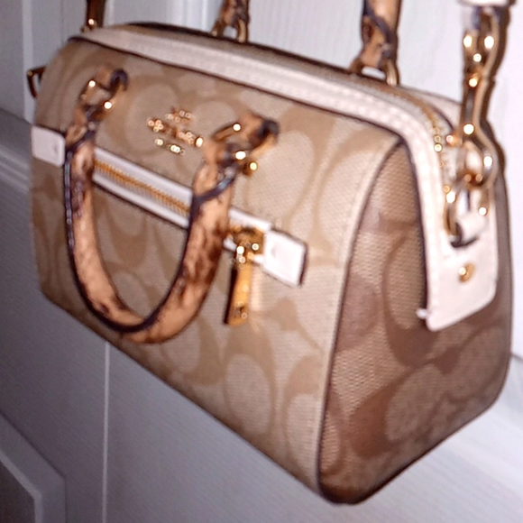 Limited edition Coach purse - Picture 4 of 12